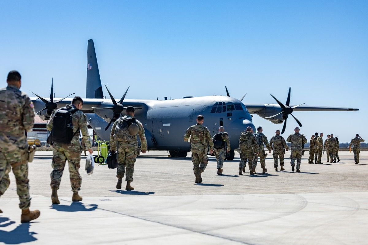 Szef MON: Będzie więcej wojsk USA nad Wisłą