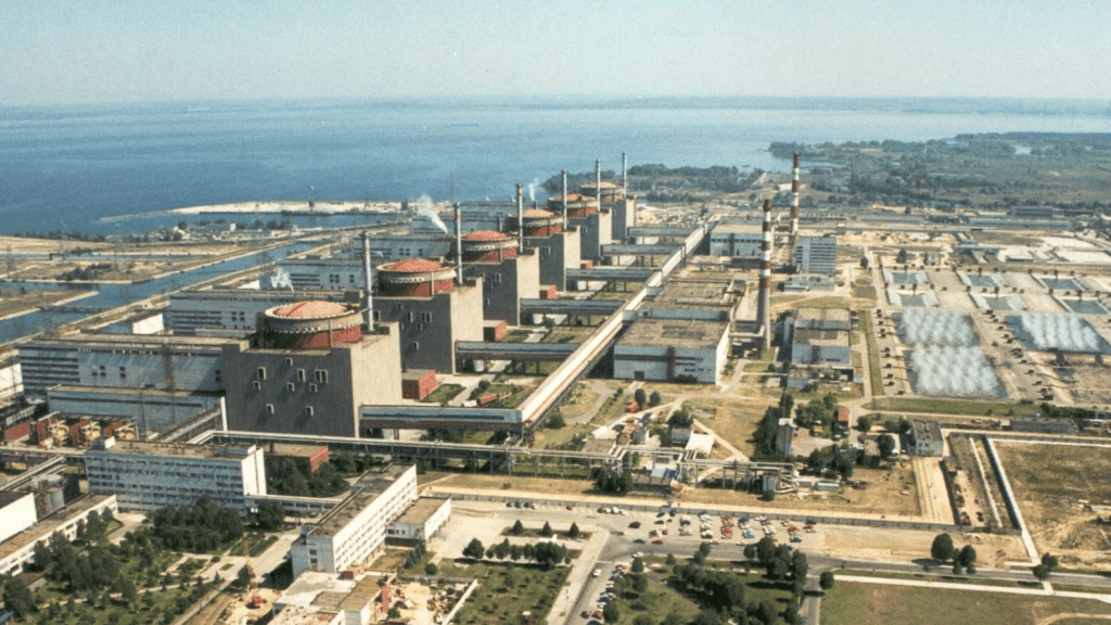 Wojna trwa, budowa wre. Rosja tworzy połączenie z zaporoską elektrownią