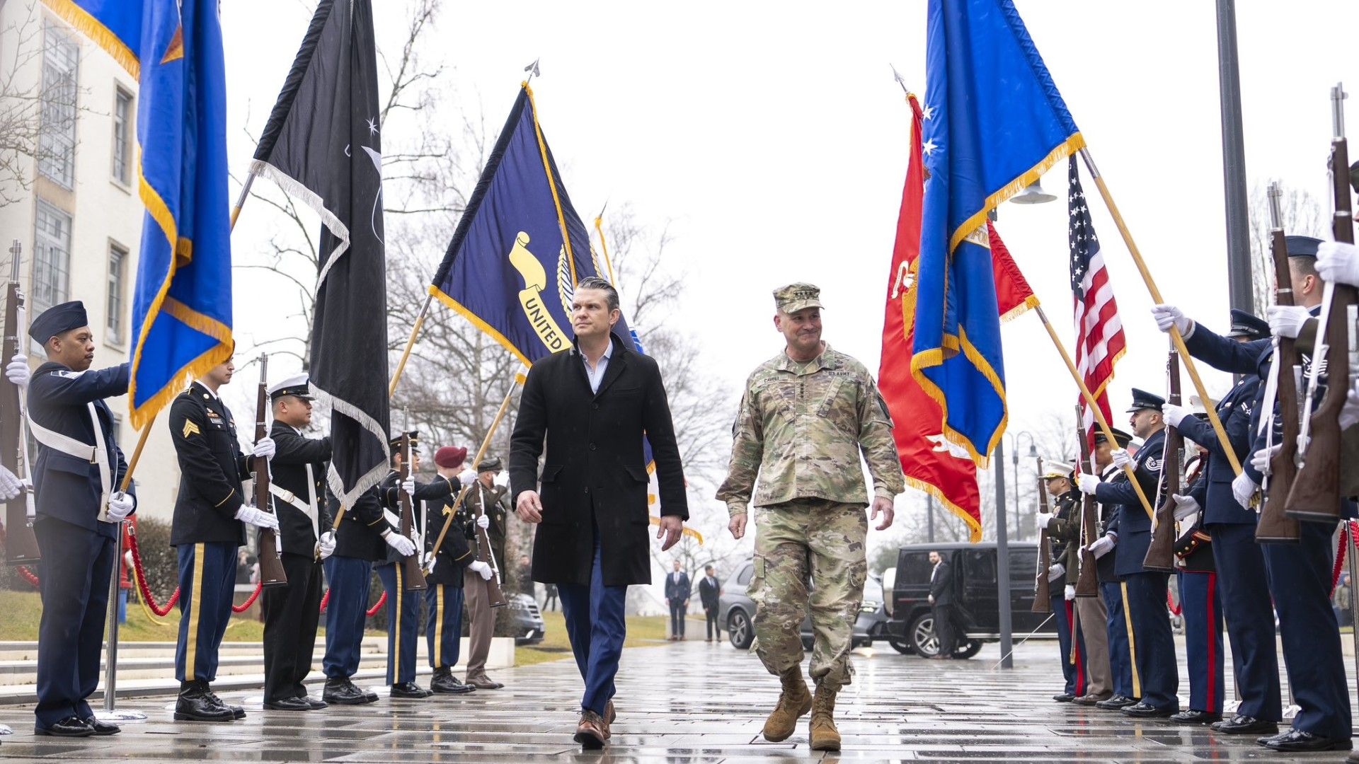 Nowy sekretarz obrony USA już działa w Europie