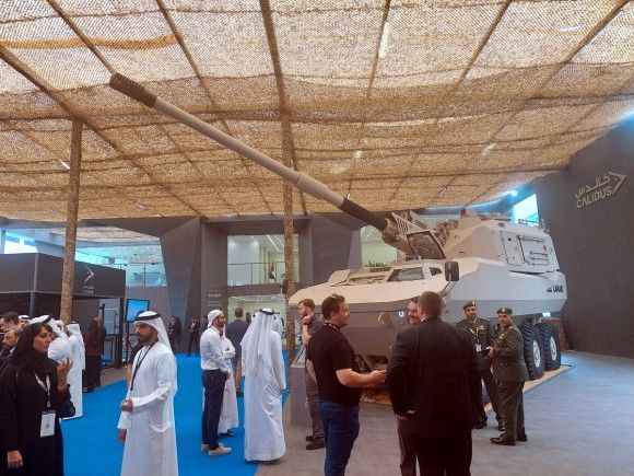 IDEX 2025: Haubica samobieżna Lahab (Oferta firmy Calidus)