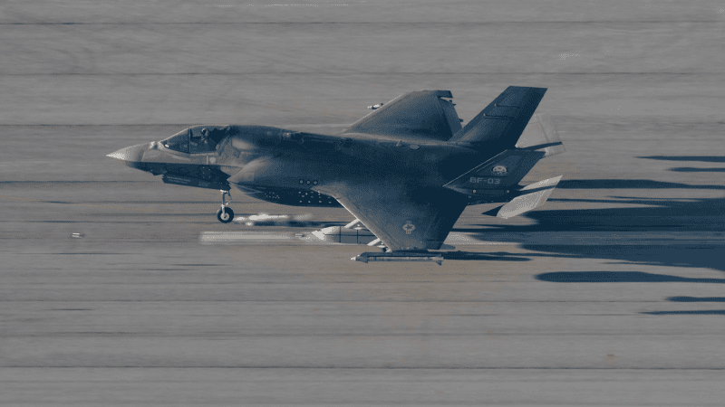 F-35B z pociskami LRASM