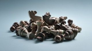 Figury szachowe zmieszane razem