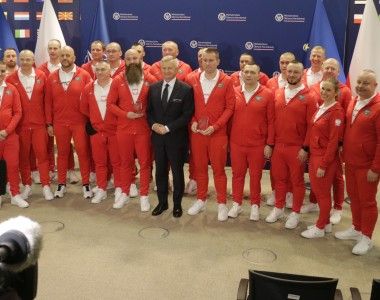 Reprezentanci na Invictus Games 2025, wiceminister obrony Stanisław Wziątek