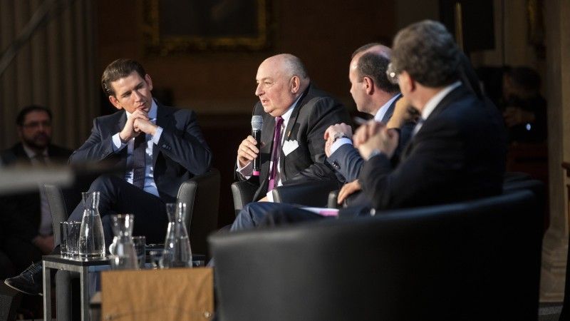 Mosze Kantor przemawiający na konferencji "Europe beyond anti-Semitism and anti-Zionism"
