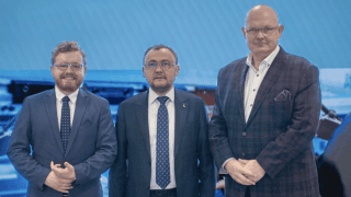 Podczas spotkania omówiono współpracę w obszarze cyfryzacji, cyberbezpieczeństwa, telekomunikacji oraz wsparcia technologicznego