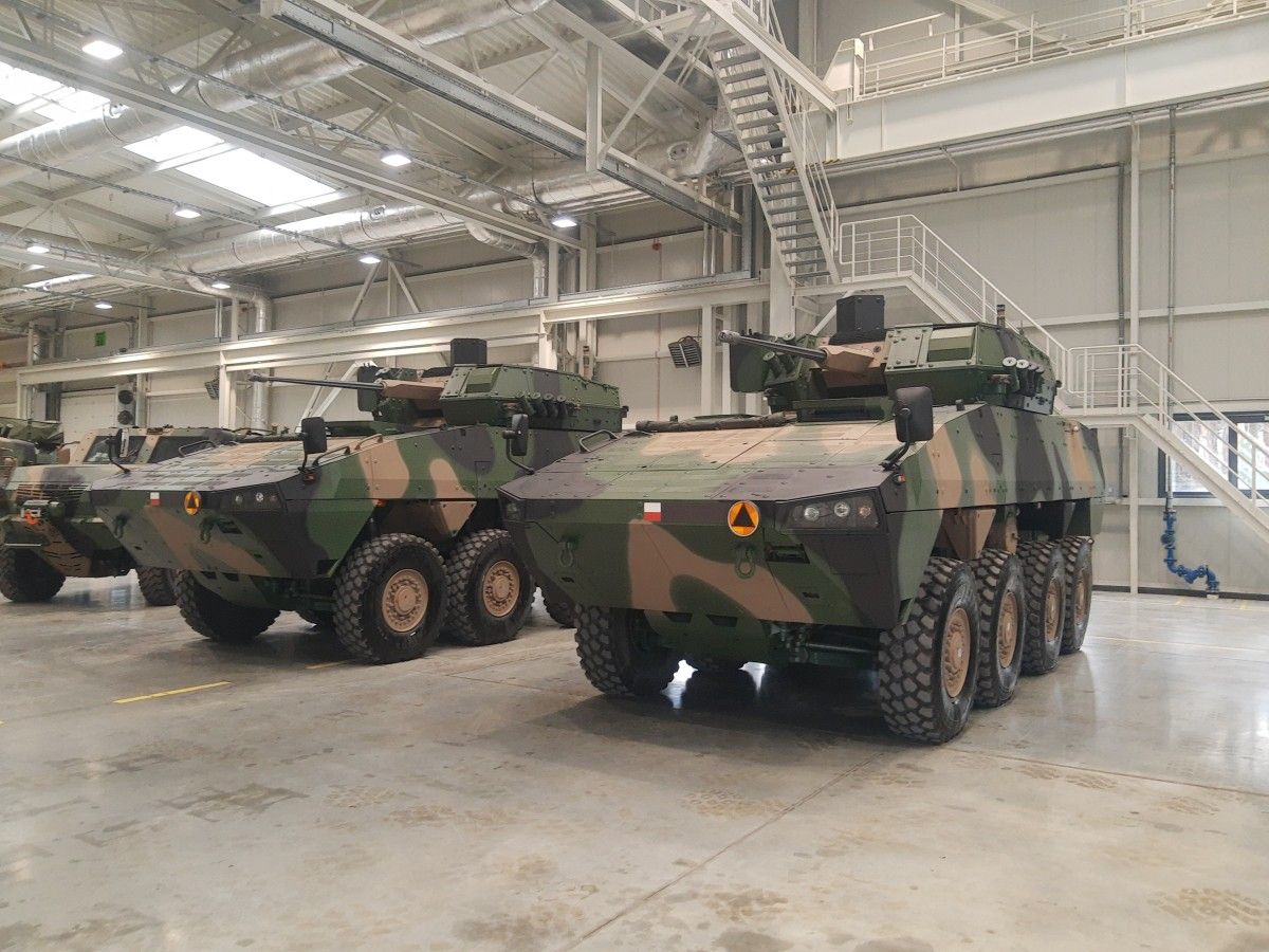 Umowa licencyjna na Rosomaki przedłużona