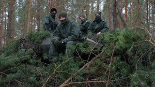 Polski czołg Leopard 2PL wraz z załoga należący do PKW Łotwa.