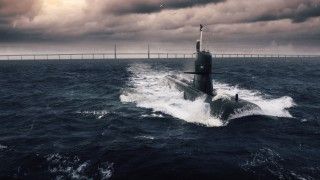 Szwedzki okręt podwodny HMS „Södermanland” (projektu A17S) po remoncie głównym i modernizacji płynie na powierzchni w cieśninie Öresund.