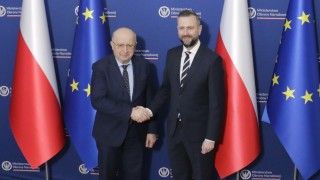 Komisarz UE ds. obrony i przestrzeni kosmicznej Andrius Kubilius i wicepremier, szef MON Władysław Kosiniak-Kamysz