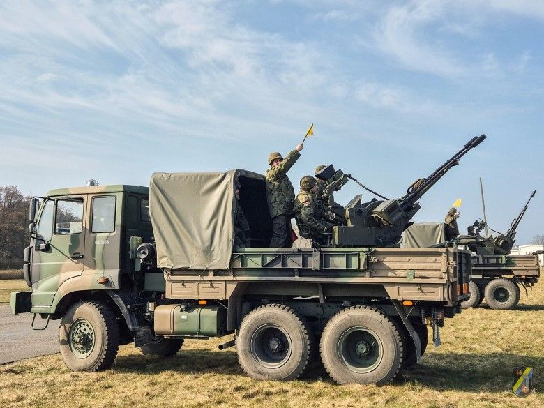 Zestawy przeciwlotnicze Hibneryt-2 należące do 34 Brygada. Kawalerii Pancernej wykorzystywane do ćwiczenia żołnierzy rezerwy.