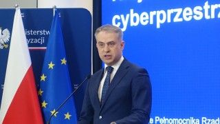Jaki najbardziej niebezpieczny trend odnotowano w cyberbezpieczeństwie w 2024 roku? Wicepremier i minister cyfryzacji Krzysztof Gawkowski wskazał na dwie kwestie.