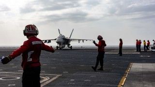F/A-18 Super Hornet na pokładzie USS Harry S. Truman (CVN 75)
