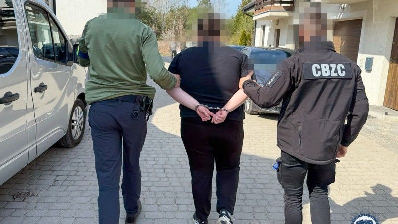 Centralne Biuro Zwalczania Cyberprzestępczości aresztowało 4 osoby w związku z sprzedawaniem dostępu do platformy do ataków DDoS