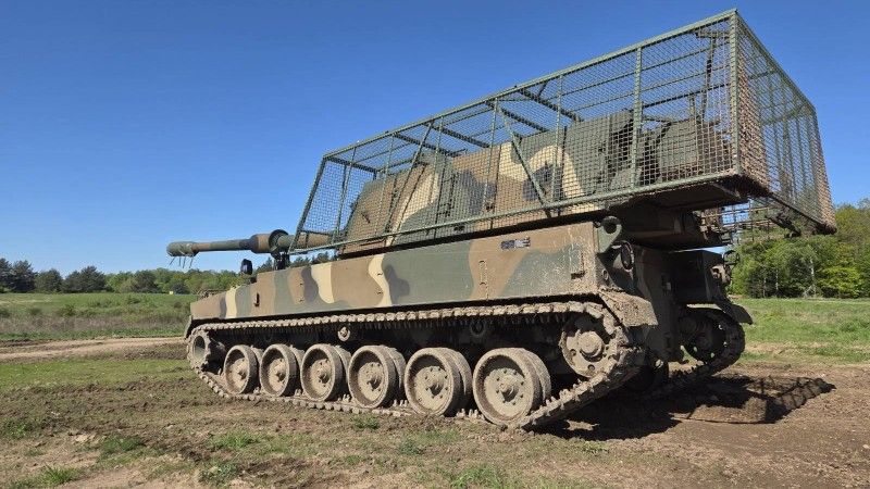 Polski K9 z klatką antydronową