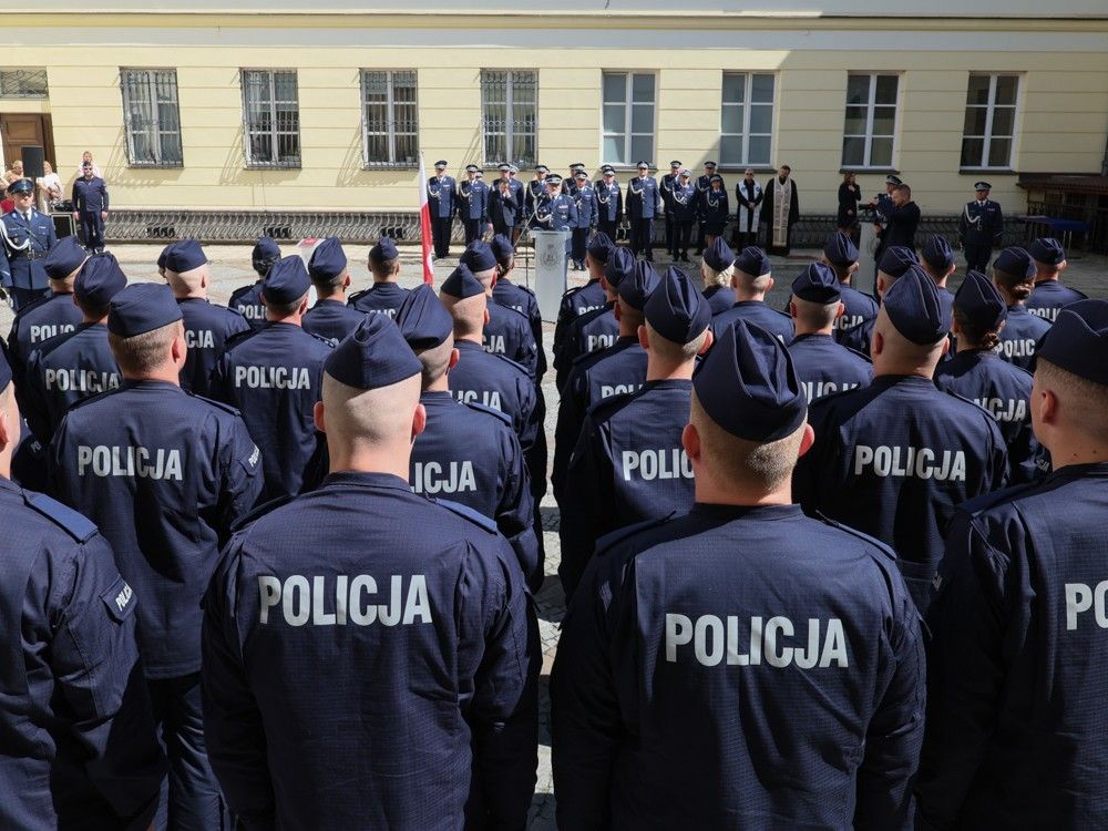 W Policji więcej funkcjonariuszy, mniej odejść. Kadrowe kłopoty to już historia?