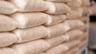 torby białego ryżu