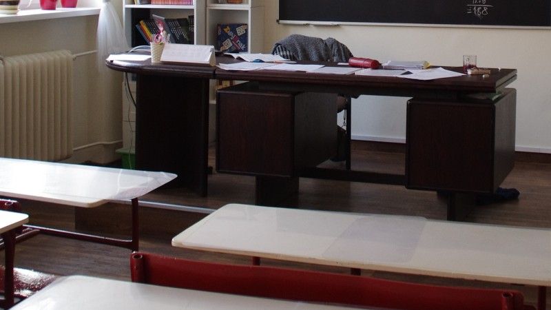Polskie firmy zwracają uwagę, że wymagania ogłoszonego przez COAR przetargu na sprzęt dla szkół wykluczają krajowe podmioty. Do Rady ds. Cyfryzacji trafił list w tej sprawie.