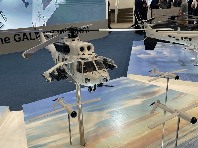 Koreańskie śmigłowce były prezentowane na targach MADEX w otoczeniu dronów CMMAV