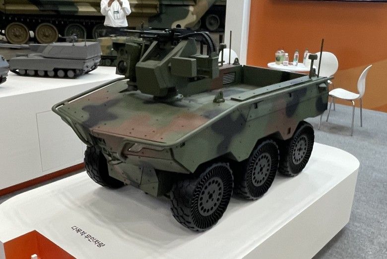 Bezzałogowy pojazd UGV Grupy Hanwha