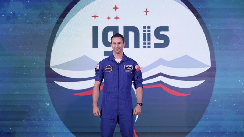 Sławosz Uznański-Wiśniewski na konferencji w Warszawie