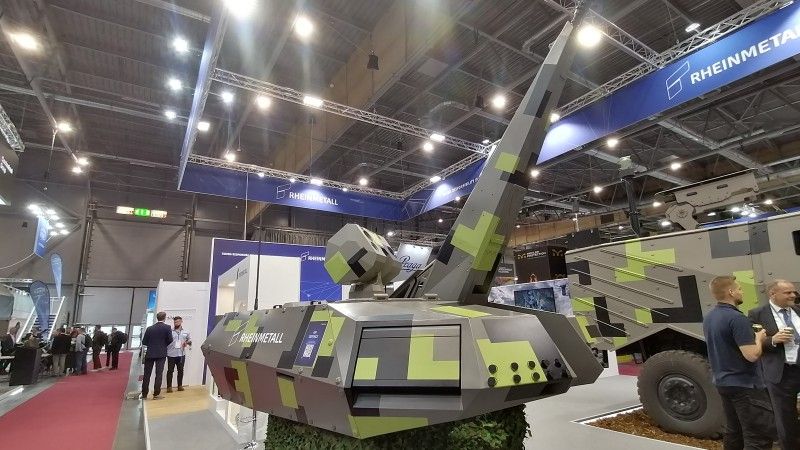 Demonstrator technologii modułu przeciwlotniczego Skyranger 30 podczas targów IDET 2025.