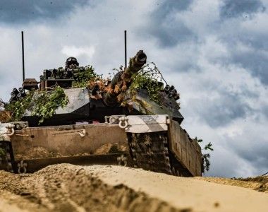 Czołg podstawowy M1A1FEP Abrams z 1. Warszawskiej Brygady Pancernej na ćwiczeniu „Dzielny Gronostaj 25”.