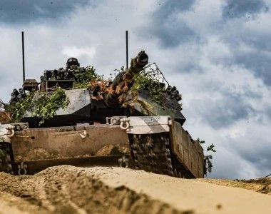 Czołg podstawowy M1A1FEP Abrams z 1. Warszawskiej Brygady Pancernej na ćwiczeniu „Dzielny Gronostaj 25”.