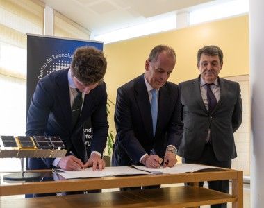 ICEYE, Portugalia, wojsko, satelity, SAR
