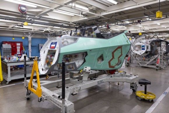 Kadłub polskiego F-35 o oznaczeniu AZ-17.
