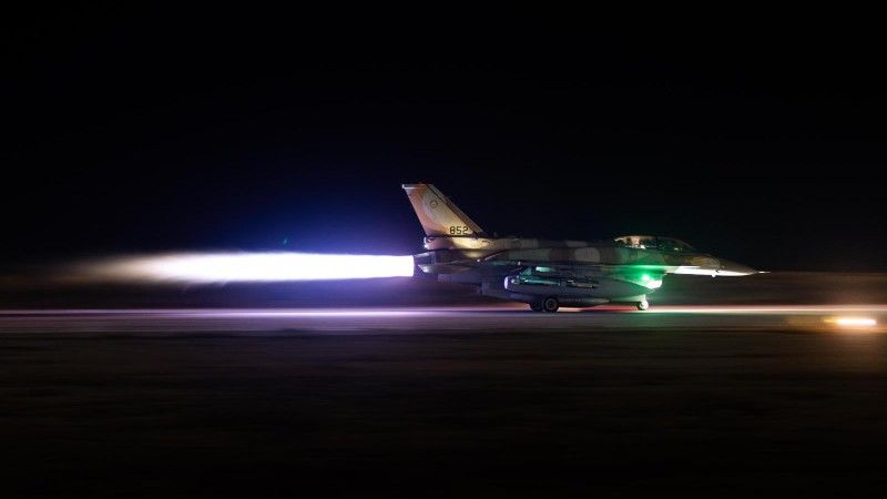Izraelski F-16 startuje do ataku na Iran