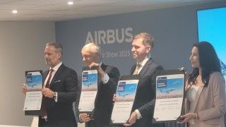 Podpisanie umowy na samoloty A220 dla PLL LOT