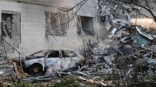 ukraina zniszczenia atak na kijów skutki rosyjskiego ataku