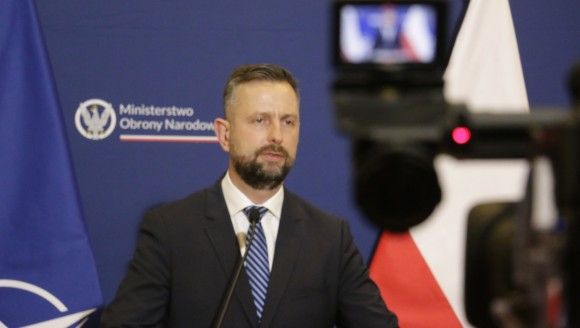 Wicepremier, szef MON o sytuacji na Bliskim Wschodzie