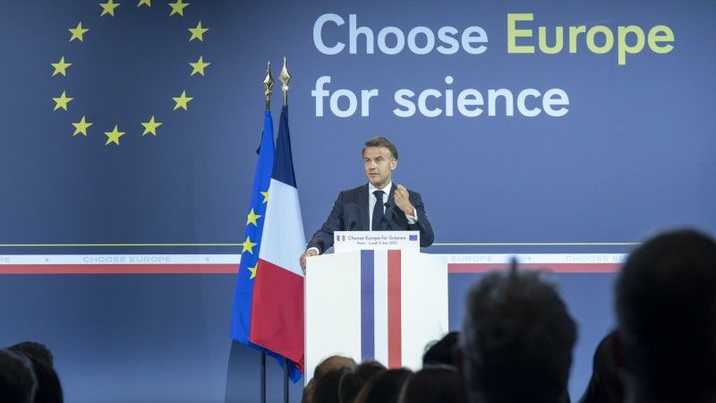 Prezydent Francji - Emmanuel Macron.
