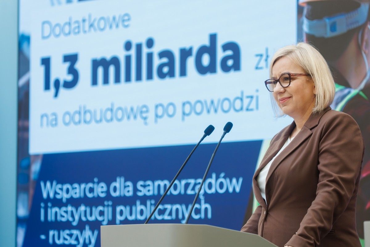 Paulina Hennig-Kloska zostaje na stanowisku. Sejm odrzucił wotum nieufności