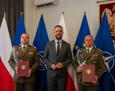 Wicepremier Kosiniak-Kamysz, gen. bryg. Michał Strzelecki i gen. dyw. Arkadiusz Szkutnik.
