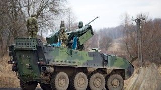 Czeski kołowy bojowy wóz piechoty Pandur II podczas ćwiczeń na Słowacji w ramach NATO Multinational Brigade Task Force Slovakia.