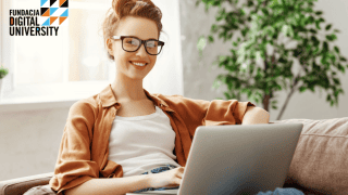 Na przełomie czerwca i lipca Fundacja Digital University ruszyła z kolejną, 7. edycją Uniwersytetu Sukcesu. Na co położono nacisk w tym roku?