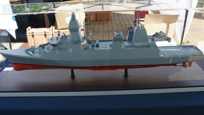 Nowy model polskiej fregaty projektu 106 Miecznik.