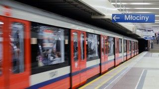 Wtorkowy pożar w podstacji energetycznej pokazał istotne słabości systemów warszawskiego metra. Co zawiodło i kto powinien wyjaśnić wszystkie okoliczności?
