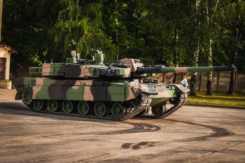 Czołg K2GF należący do 15. Giżyckiej Brygady Zmechanizowanej.