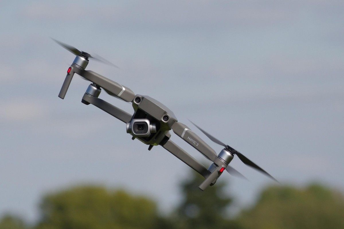 Wojna cieni nad Europą. Dron jako wspólna broń państw, terrorystów i mafii