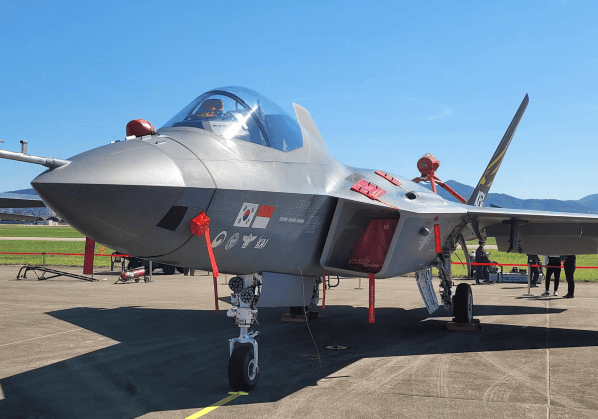 Przyszły hit eksportowy? Pierwszy seryjny KF-21 w służbie