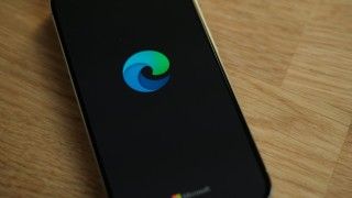 Zaufane i sprawdzone rozszerzenie do przeglądarki z dnia na dzień stało się trojanem. Problem dotyczy nie tylko 18 dodatków - hakerzy wykorzystali mechanizmy ich aktualizacji.