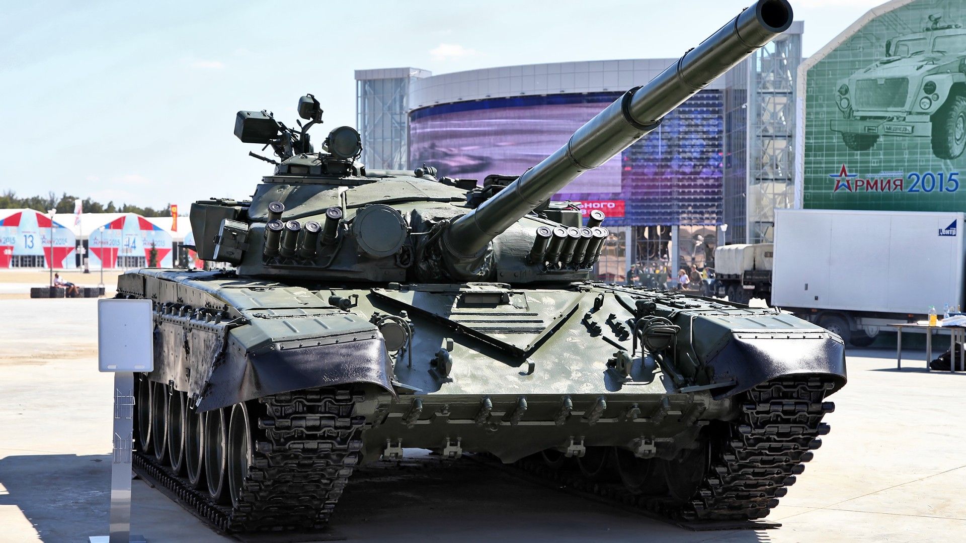 Stare radzieckie czołgi wracają do fabryki