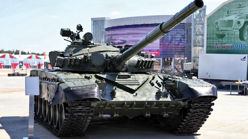 Czołg podstawowy T-72A.