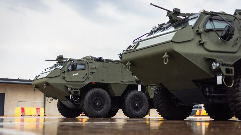 Zbudowane na Łotwie kołowe transportery opancerzone Patria 6x6 przeznaczone dla Ukrainy.