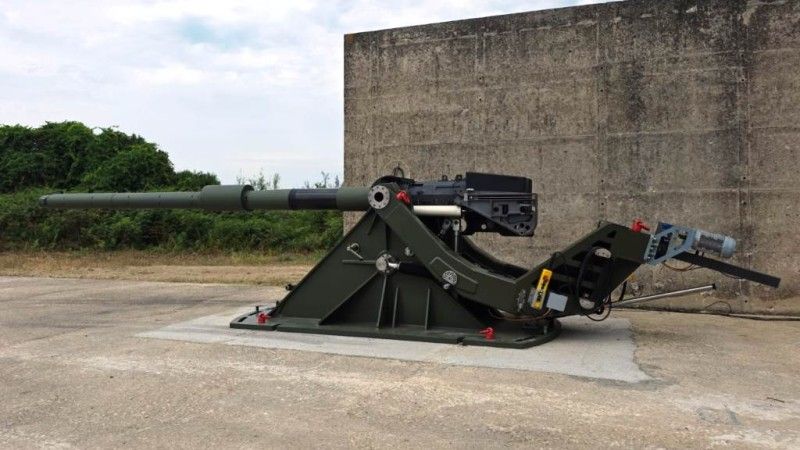 Nowa armata gładkolufowa kalibru 120 mm z lufą długości 55 kalibrów.