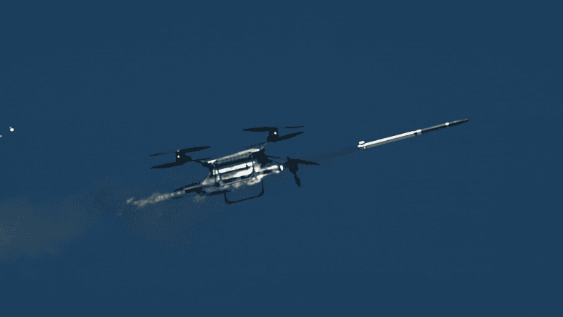 TRV-150 odpala  pocisk APKWS
