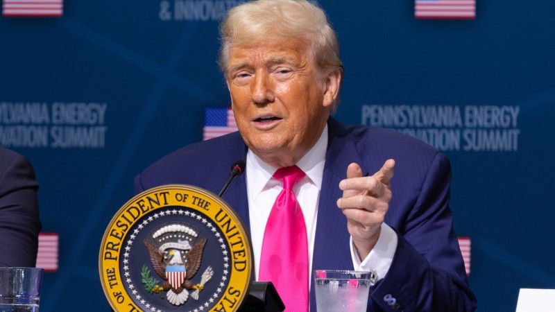 Biały Dom opublikował plan dotyczący rozwoju i innowacji sztucznej inteligencji. Co przewiduje dokument, który ma być podstawą polityki administracji Trumpa w tym zakresie?